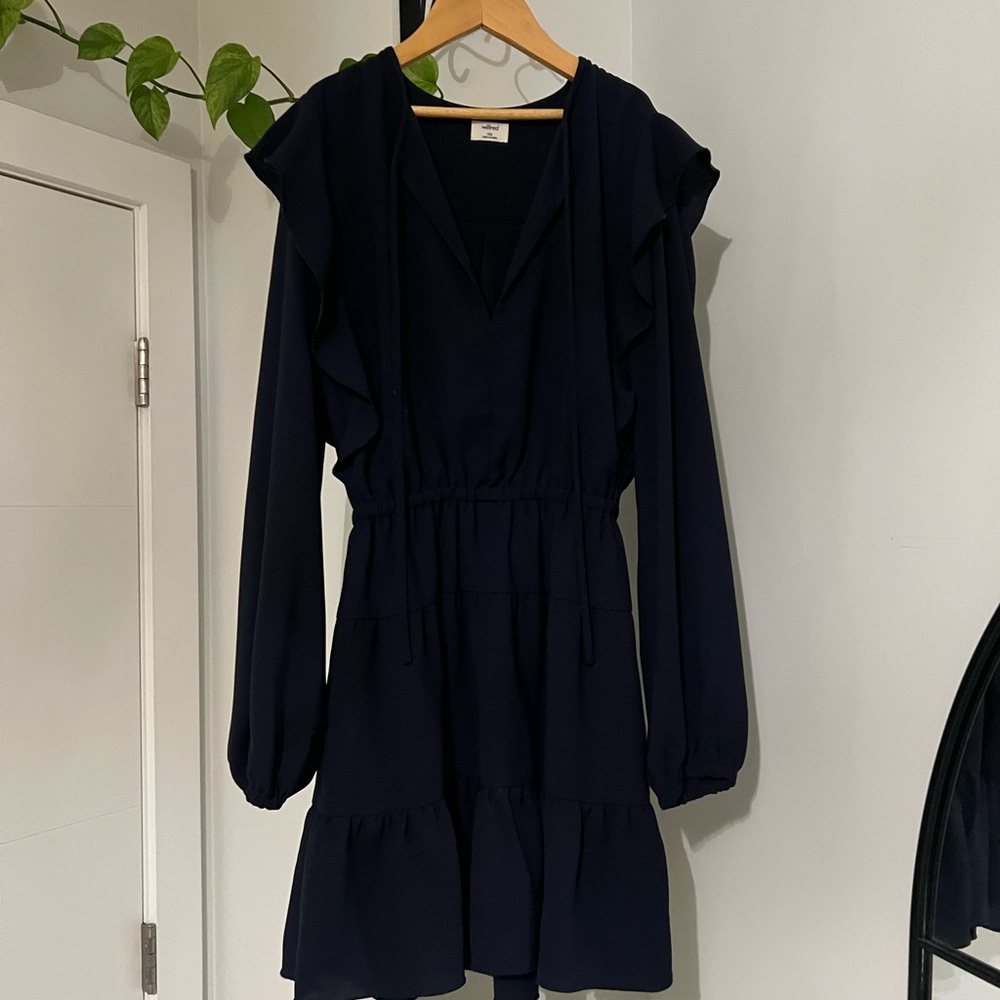 Elegant Navy Ruffle Dress - Picture 3 of 4